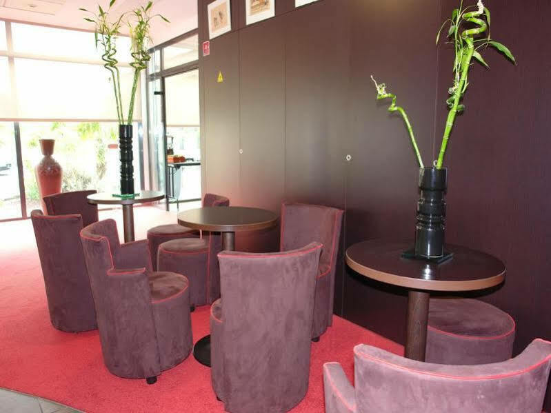 Brit Hotel Du Stade Rennes Ouest Exterior foto